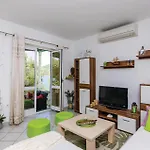 Apartment Three-bedroom In *