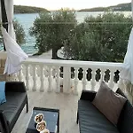 Three-bedroom In Slano