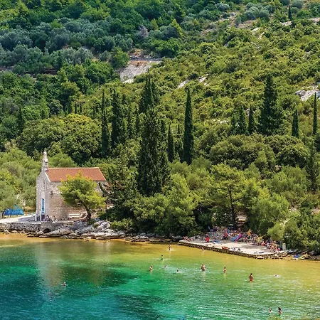 Appartement Three-bedroom In