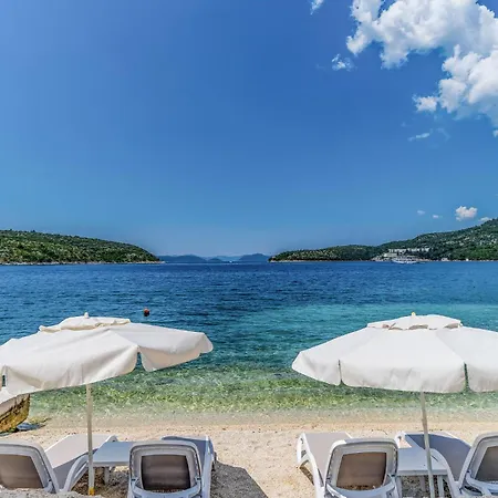 Appartement Three-bedroom In