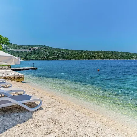 Three-bedroom In * Slano