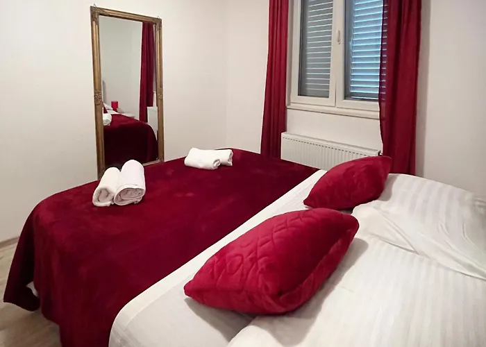 דירה Three-bedroom In *